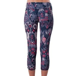 Jala Yoga Pant Capri from South Moon Under 🙌🏻